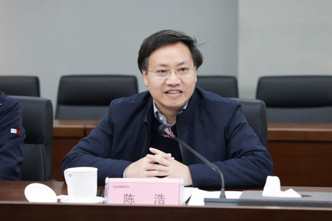 中国人民银行调研组调研球友会体育-球友会体育（中国）官方在线
智能