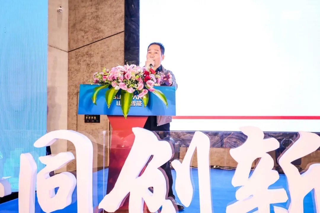 饕餮盛宴！球友会体育-球友会体育（中国）官方在线
智能•建华建材预制桩施工装备与技术交流会隆重召开