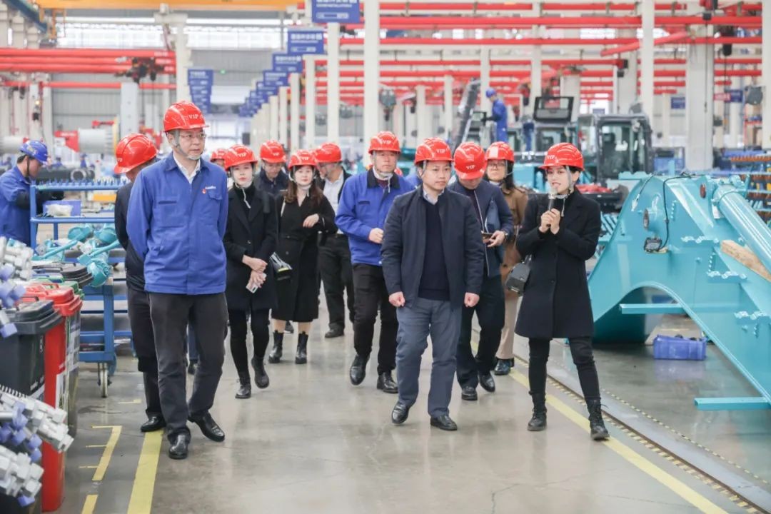 中国人民银行调研组调研球友会体育-球友会体育（中国）官方在线
智能