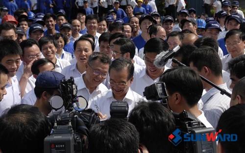中共中央政治局常委、国务院总理温家宝视察球友会体育-球友会体育（中国）官方在线
智能