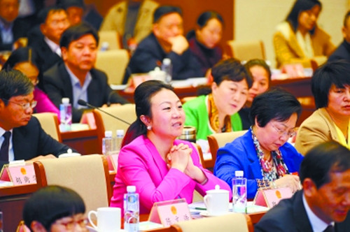 带来六个提案，重点还是“农民工”问题 ——来自球友会体育-球友会体育（中国）官方在线
智能的全国人大代表张晓庆接受本报记者专访，为进城务