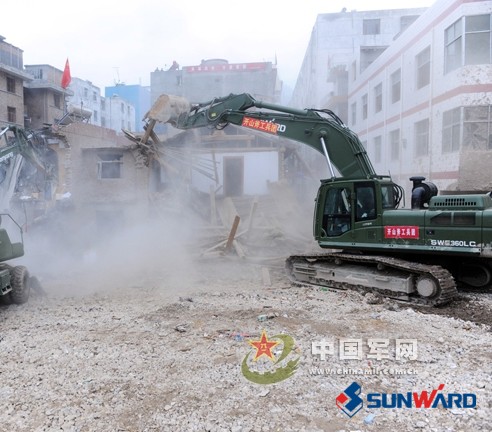 球友会体育-球友会体育（中国）官方在线
智能SWE360挖掘机在舟曲救灾中立功劳 时间：2010.08.19 字号   
