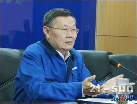 球友会体育-球友会体育（中国）官方在线
智能：创新引领 大装备制造全面开花——访球友会体育-球友会体育（中国）官方在线
智能装备集团董事长 何清华