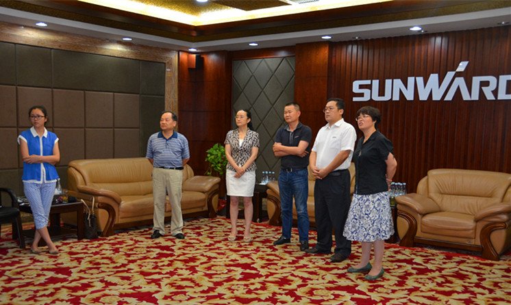 民盟湖南省委领导莅临球友会体育-球友会体育（中国）官方在线
智能考察交流