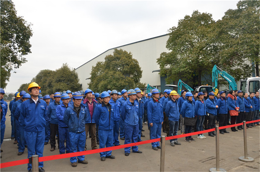 新品下线&精品批量上市：球友会体育-球友会体育（中国）官方在线
智能“组合拳”逆势出击