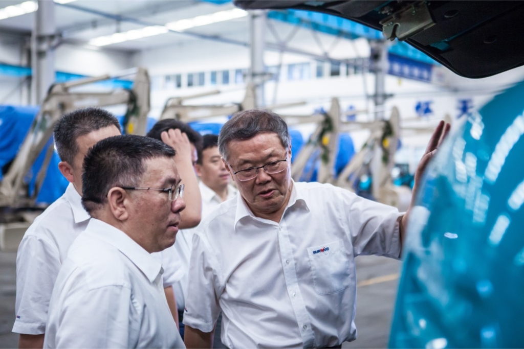 柳工集团曾光安董事长一行球友会体育-球友会体育（中国）官方在线
智能考察交流