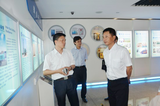 中国出口信用保险公司领导一行考察球友会体育-球友会体育（中国）官方在线
智能　