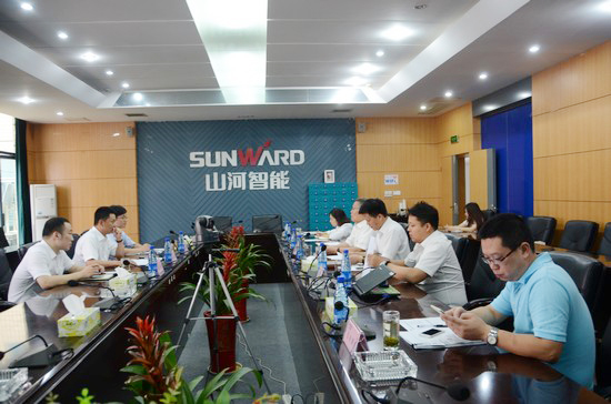 中国出口信用保险公司领导一行考察球友会体育-球友会体育（中国）官方在线
智能　