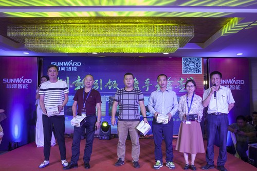 球友会体育-球友会体育（中国）官方在线
智能酷帅曾大虾，一大波美图带你亲临北京BICES展