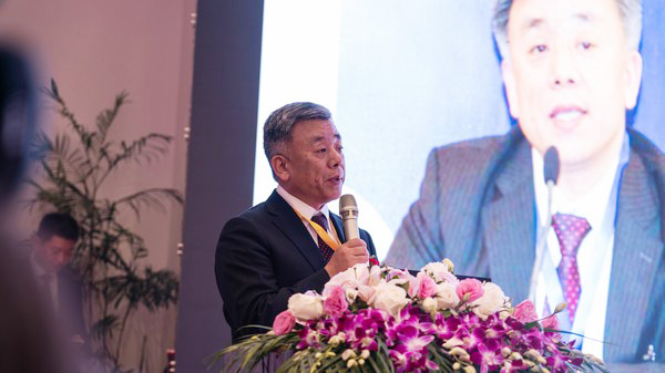 首日签单2.6亿元，球友会体育-球友会体育（中国）官方在线
智能创新产品引爆上海宝马展