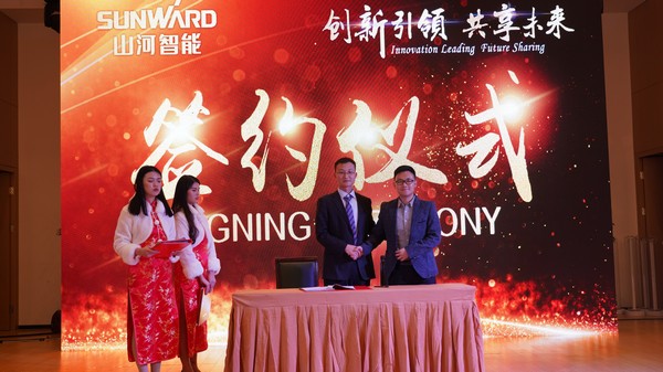 首日签单2.6亿元，球友会体育-球友会体育（中国）官方在线
智能创新产品引爆上海宝马展