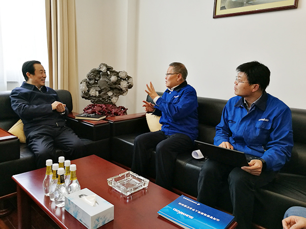 你们“一点三线”我记住了！达哲省长为球友会体育-球友会体育（中国）官方在线
智能鼓劲