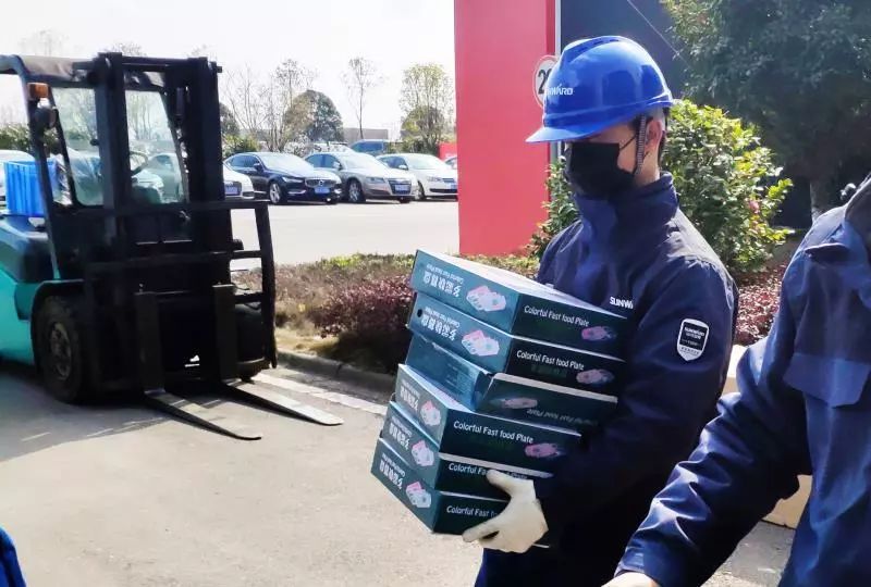 用餐安全有新招，球友会体育-球友会体育（中国）官方在线
智能4000个保温饭盒送员工