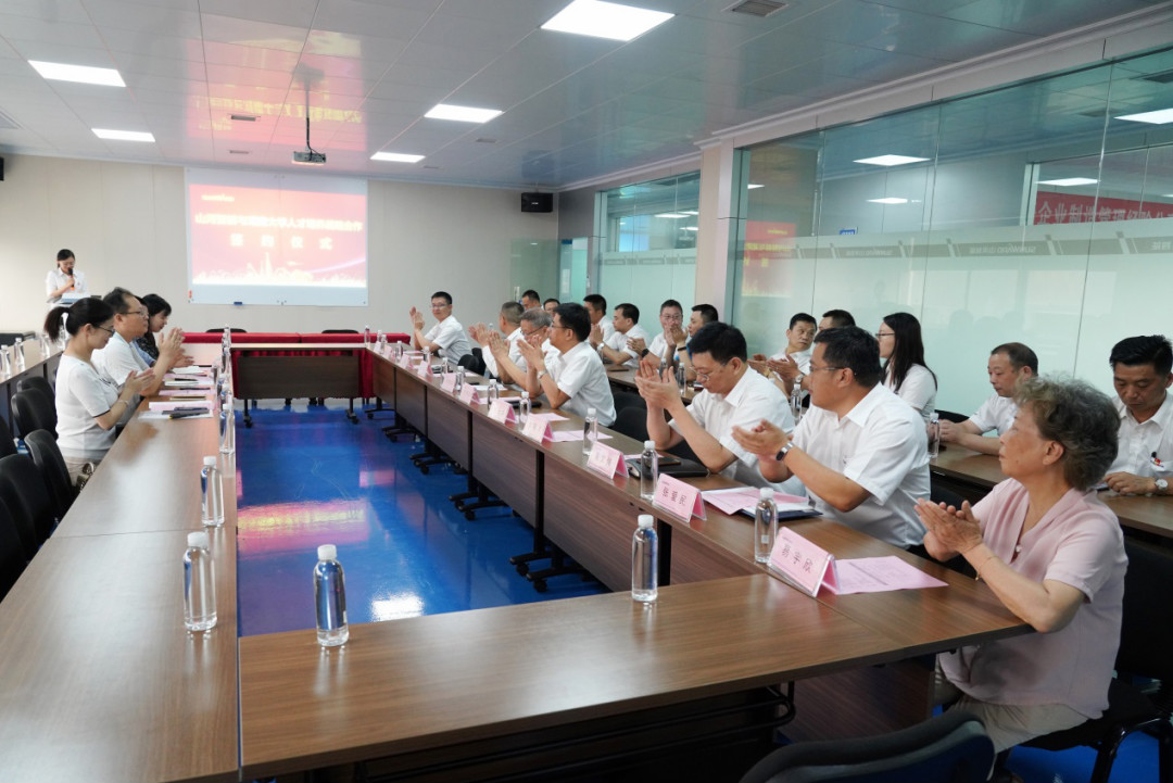 球友会体育-球友会体育（中国）官方在线
学院（球友会体育-球友会体育（中国）官方在线
党校）揭牌暨球友会体育-球友会体育（中国）官方在线
智能与湖南大学人才培养战略合作签约仪式圆满举行