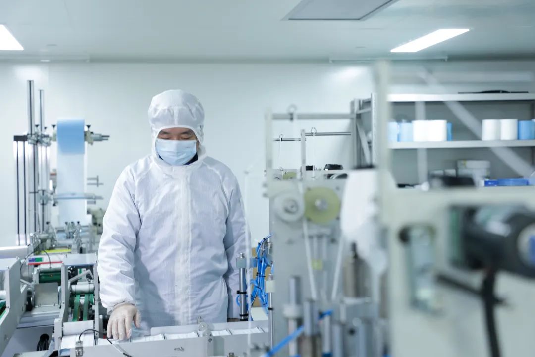 球友会体育-球友会体育（中国）官方在线
智能首批10万只自产口罩发放客户