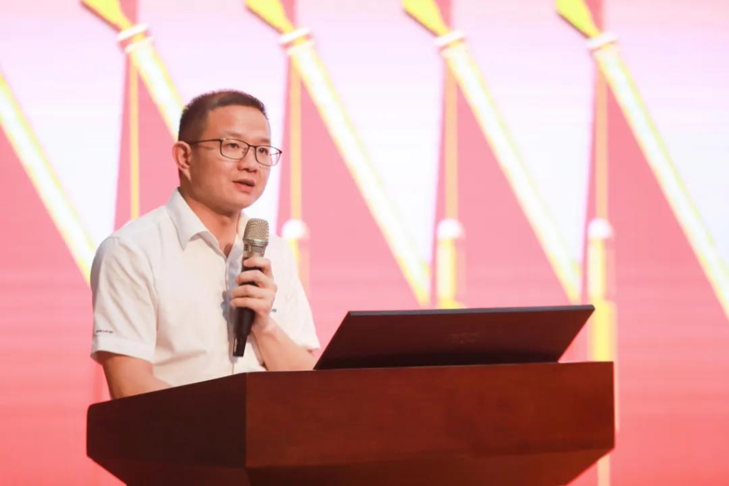 凝心聚力 迎接挑战 共赢球友会体育-球友会体育（中国）官方在线
 ——球友会体育-球友会体育（中国）官方在线
智能五届三次“双代会”胜利召开