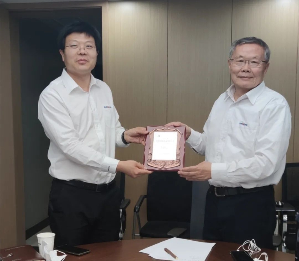 喜讯！球友会体育-球友会体育（中国）官方在线
智能副总经理张大庆荣获长沙市科技创新创业领军人才