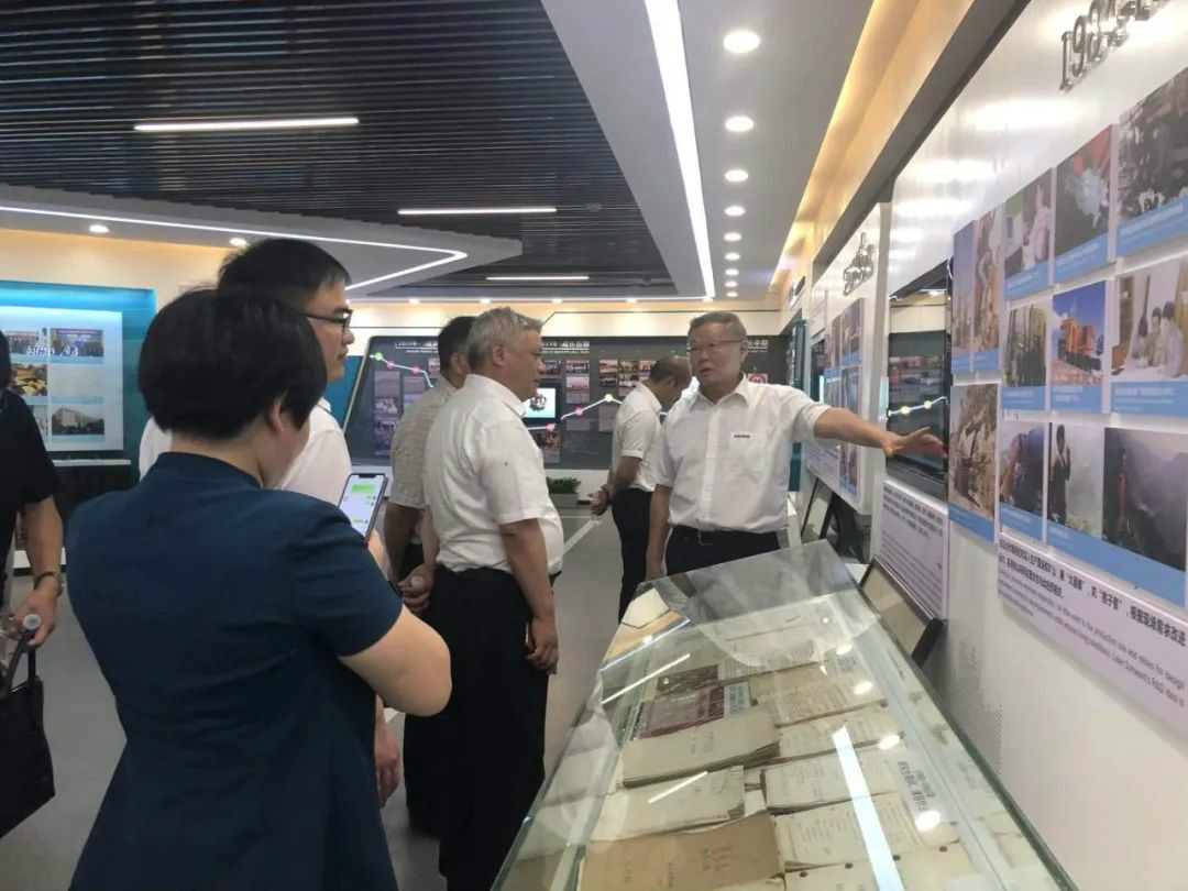 湖南黄金集团董事长黄启富一行考察球友会体育-球友会体育（中国）官方在线
智能