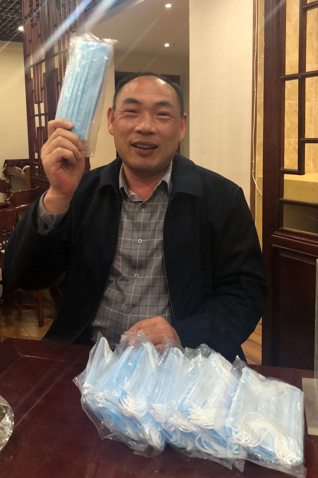 球友会体育-球友会体育（中国）官方在线
智能首批10万只自产口罩发放客户