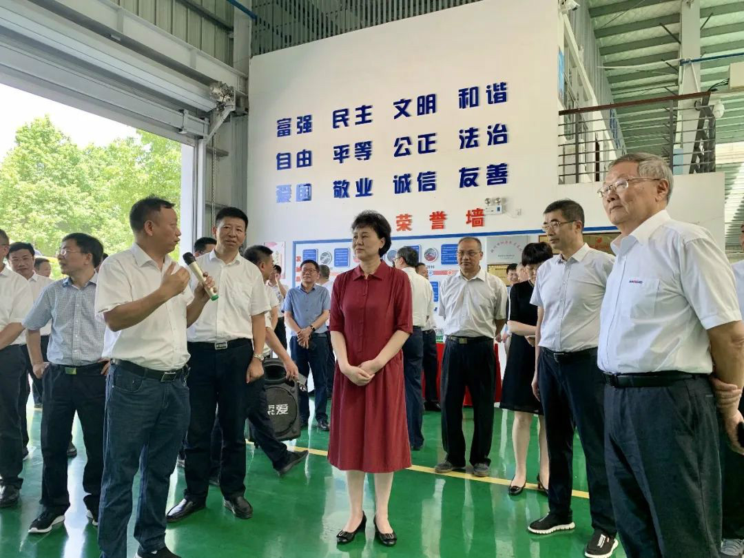 省委常委、统战部部长黄兰香考察调研球友会体育-球友会体育（中国）官方在线
科技
