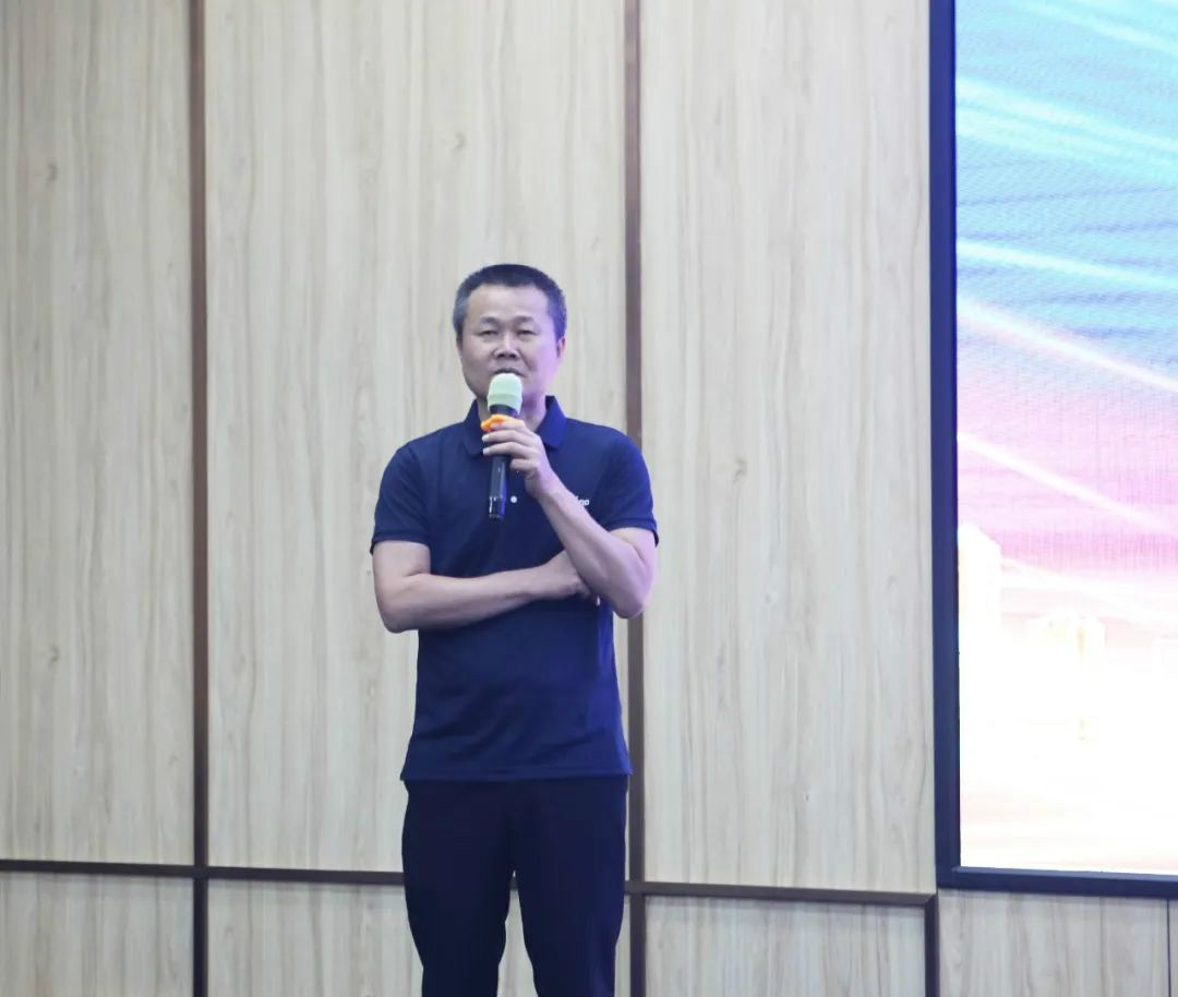 以强执行力聚焦基础能力建设 向挖掘机万台俱乐部迈进——球友会体育-球友会体育（中国）官方在线
智能2020年挖掘机经销商半年度会议圆满召