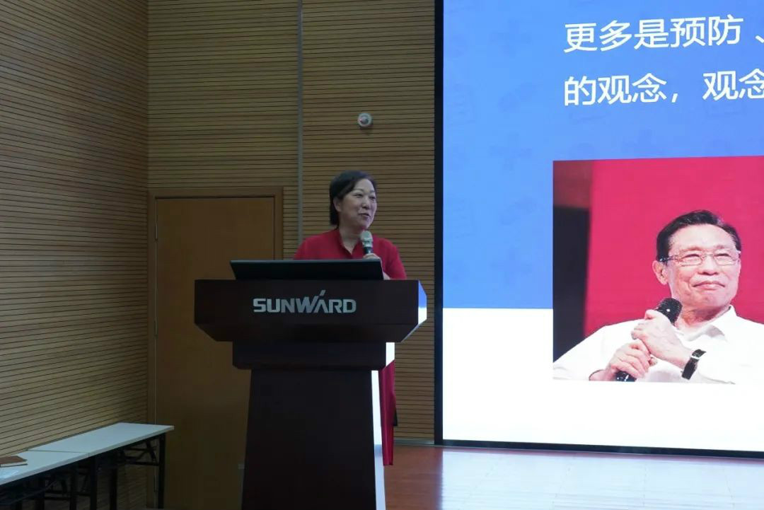 关爱科技工作者健康——健康科普进企业走进球友会体育-球友会体育（中国）官方在线
智能