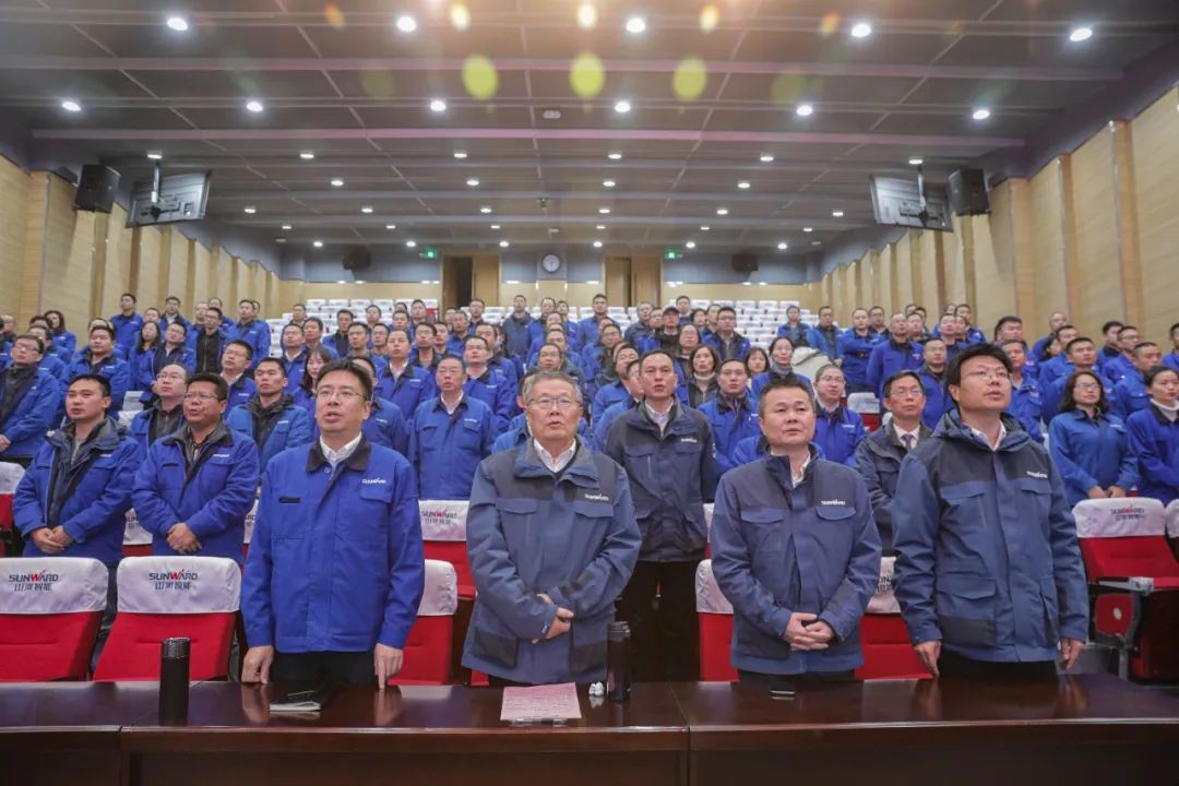 球友会体育-球友会体育（中国）官方在线
智能召开全国劳动模范郝鹏载誉归来分享会