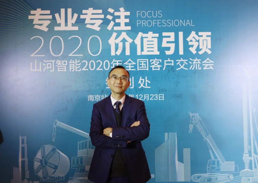 十年球友会体育-球友会体育（中国）官方在线
“拓荒牛”