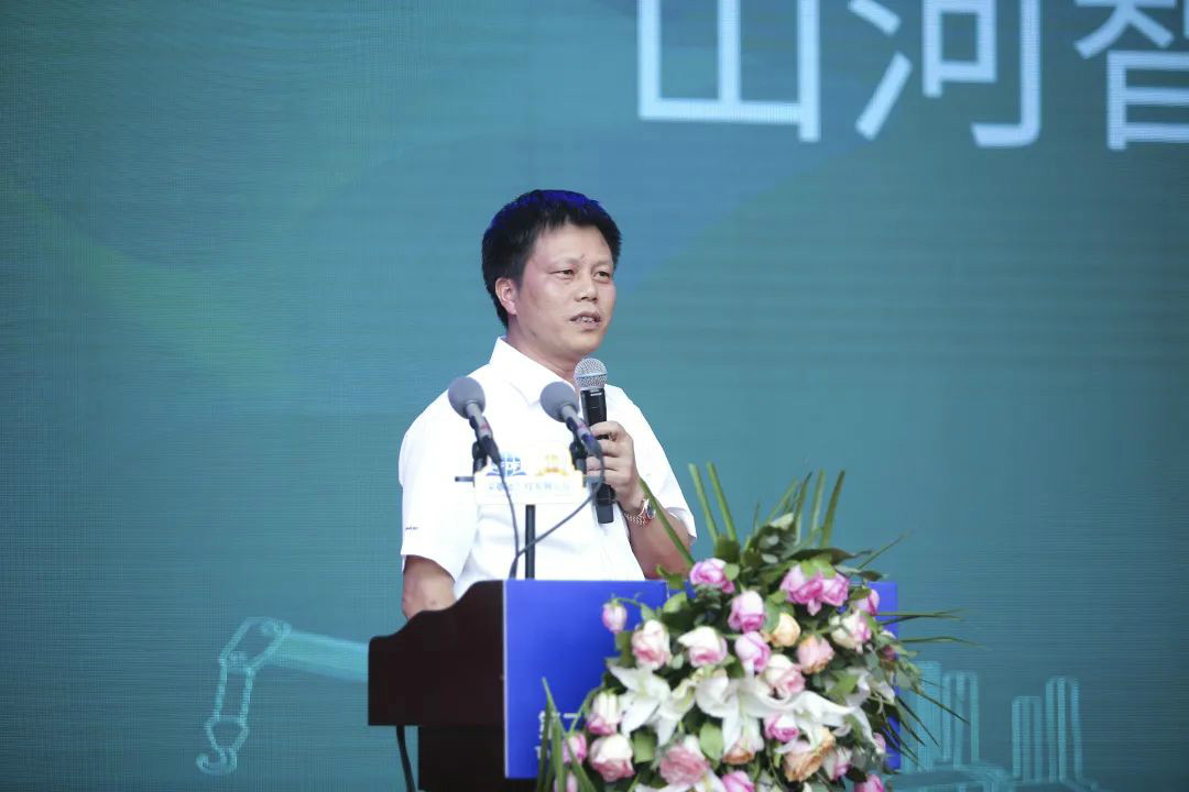 球友会体育-球友会体育（中国）官方在线
智能全国客户交流会在深基础工程发展论坛会场举办