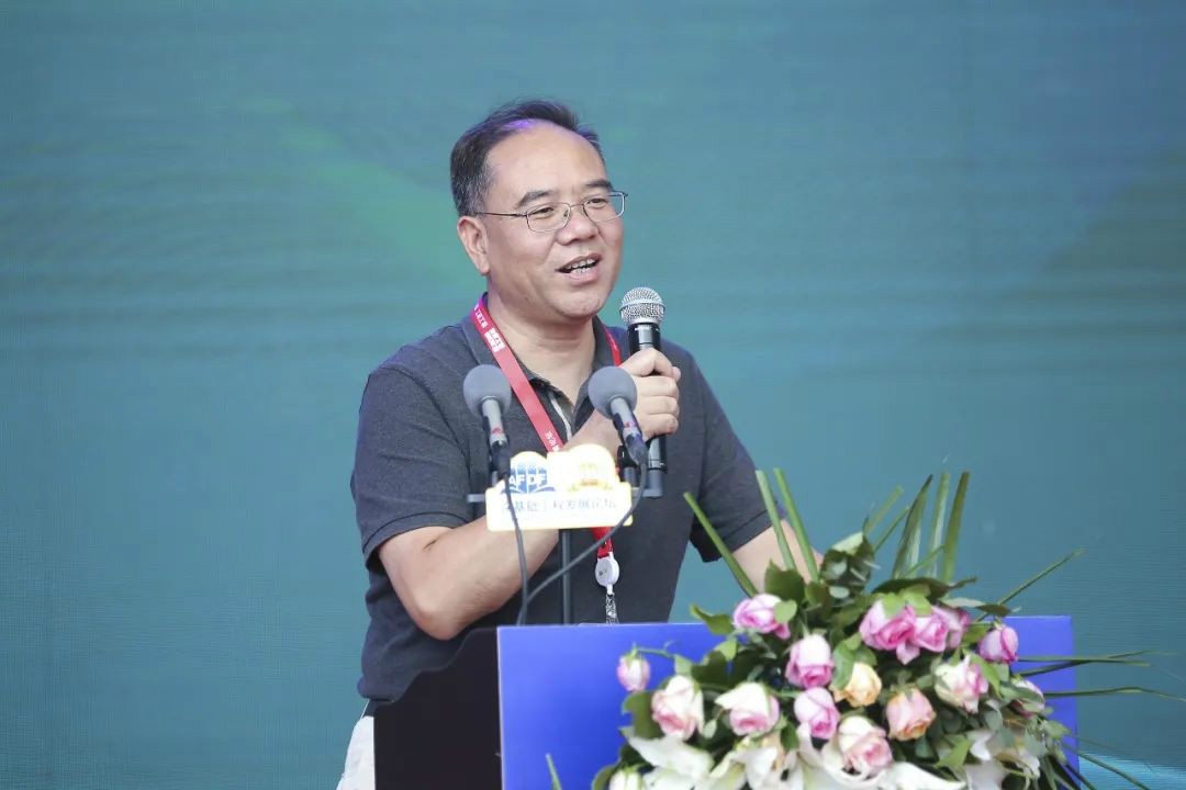 球友会体育-球友会体育（中国）官方在线
智能全国客户交流会在深基础工程发展论坛会场举办