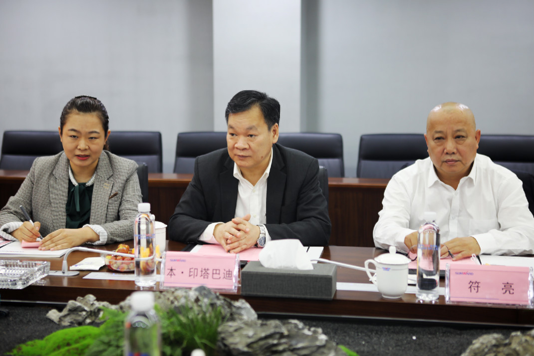 老挝长沙总领事本·印塔巴迪考察球友会体育-球友会体育（中国）官方在线
智能