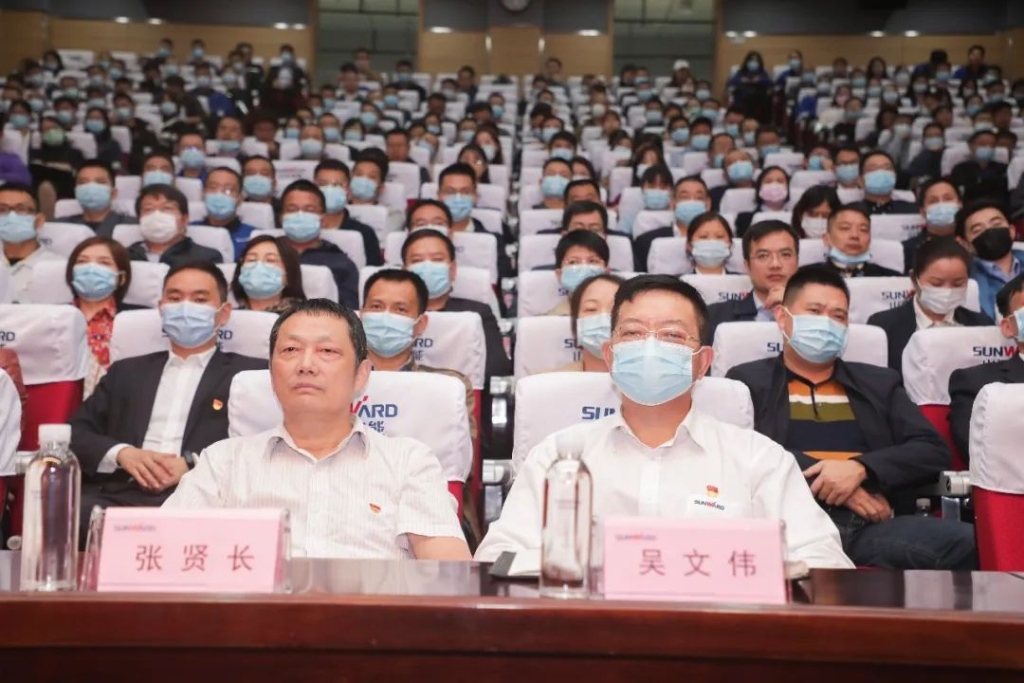 惟创新者胜——学习贯彻习近平总书记考察湖南重要讲话精神省委宣讲团长沙分团宣讲报告会在球友会体育-球友会体育（中国）官方在线
智能开讲