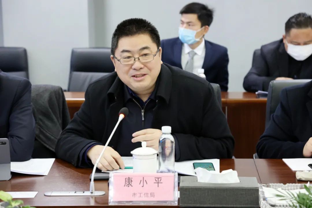 长沙工程机械协会会长、副会长、监事长会议在球友会体育-球友会体育（中国）官方在线
智能召开