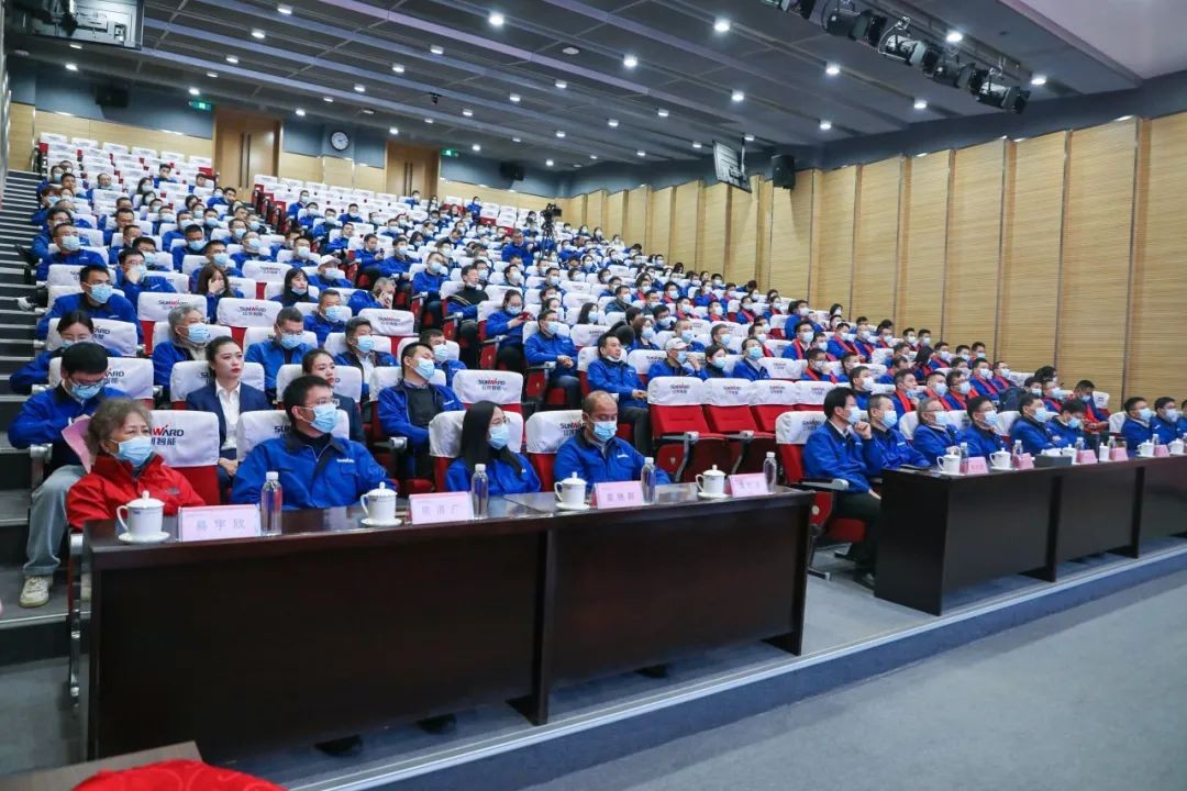 凝心聚力 勇攀高峰 | 球友会体育-球友会体育（中国）官方在线
智能2020营销颁奖盛典隆重举行