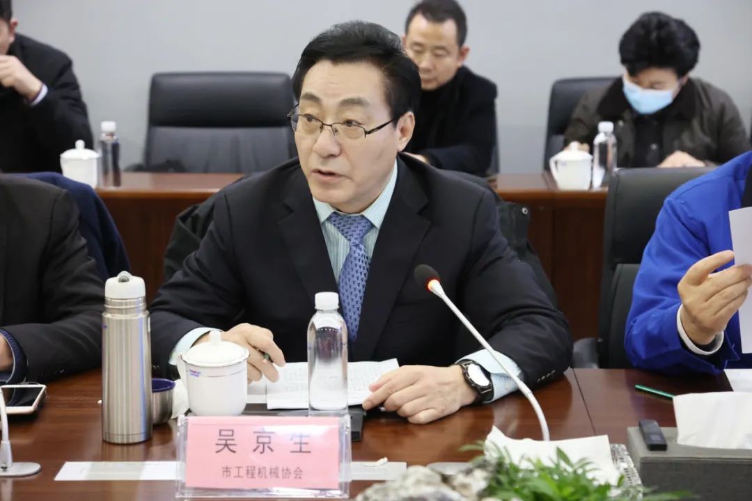 长沙工程机械协会会长、副会长、监事长会议在球友会体育-球友会体育（中国）官方在线
智能召开