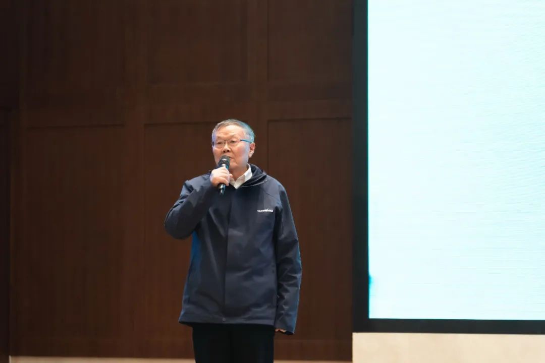 同心克难再腾飞，携手齐心冲万台——2021球友会体育-球友会体育（中国）官方在线
智能挖掘机经销商年会圆满召开