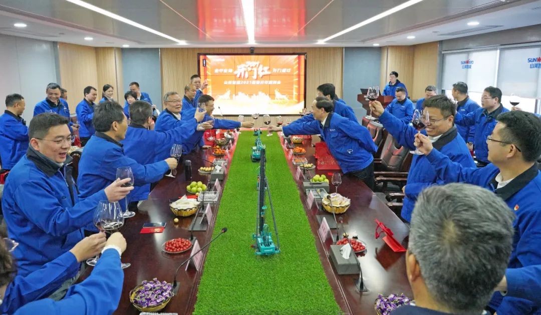 开工大吉！@球友会体育-球友会体育（中国）官方在线
人，一路犇向春天