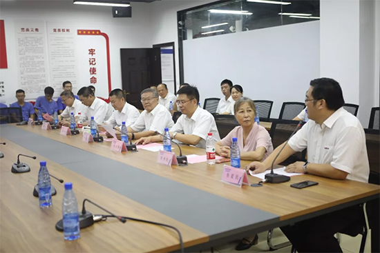 员工子女金榜题名 球友会体育-球友会体育（中国）官方在线
家园发放奖励