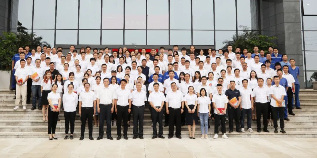 助力经营，服务员工，攀登家园建设新高地——球友会体育-球友会体育（中国）官方在线
智能第五届四次“双代会”胜利召开