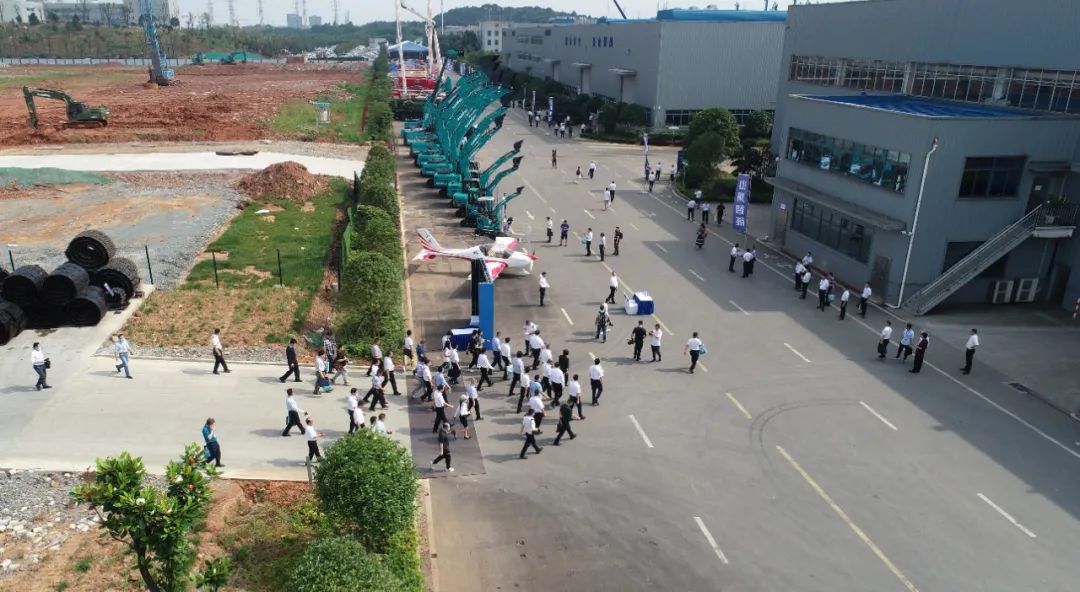 湖南省2021年“安全生产月”启动仪式在球友会体育-球友会体育（中国）官方在线
工业城举行
