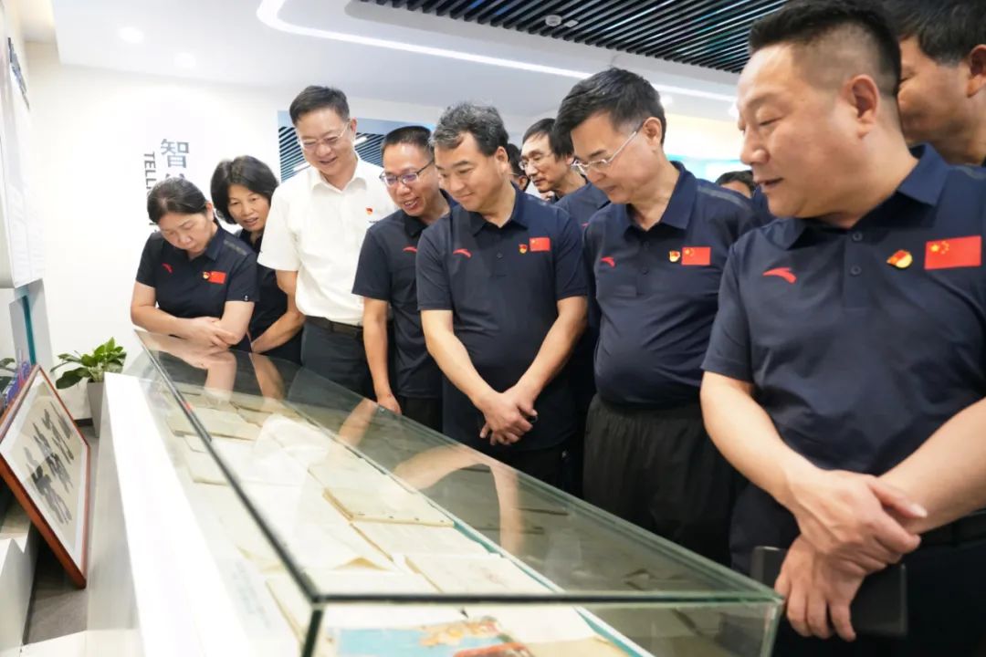 湖南省委党校厅干班赴球友会体育-球友会体育（中国）官方在线
智能开展现场教学活动