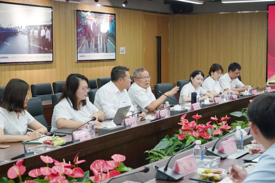 中国信保助力球友会体育-球友会体育（中国）官方在线
智能国际业务实现高质量跨越式发展