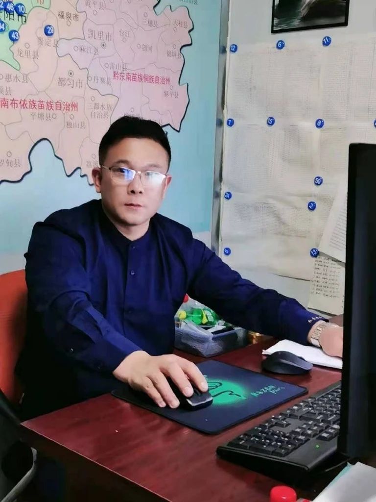 不到2年时间，入手33台球友会体育-球友会体育（中国）官方在线
智能旋挖钻机，这位老板什么来头？