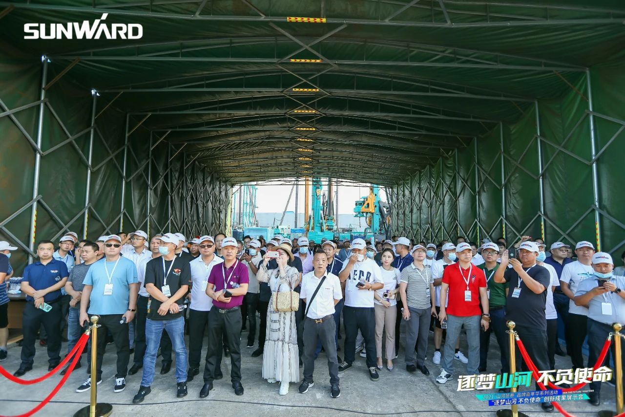 逛展超热闹！球友会体育-球友会体育（中国）官方在线
智能成果展示会高能名场面来袭