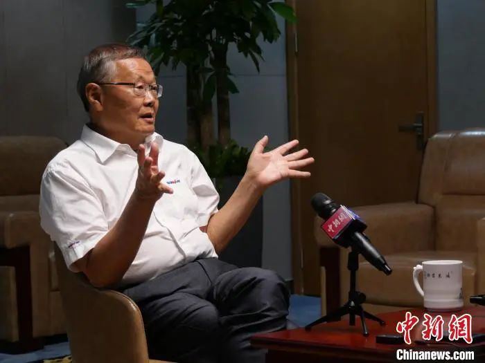 媒体聚焦 | 中新社专访——球友会体育-球友会体育（中国）官方在线
智能创始人何清华：向着太阳奔跑的筑梦人