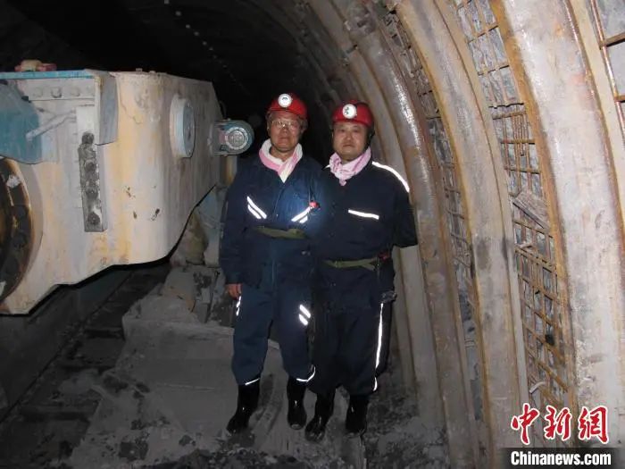 媒体聚焦 | 中新社专访——球友会体育-球友会体育（中国）官方在线
智能创始人何清华：向着太阳奔跑的筑梦人