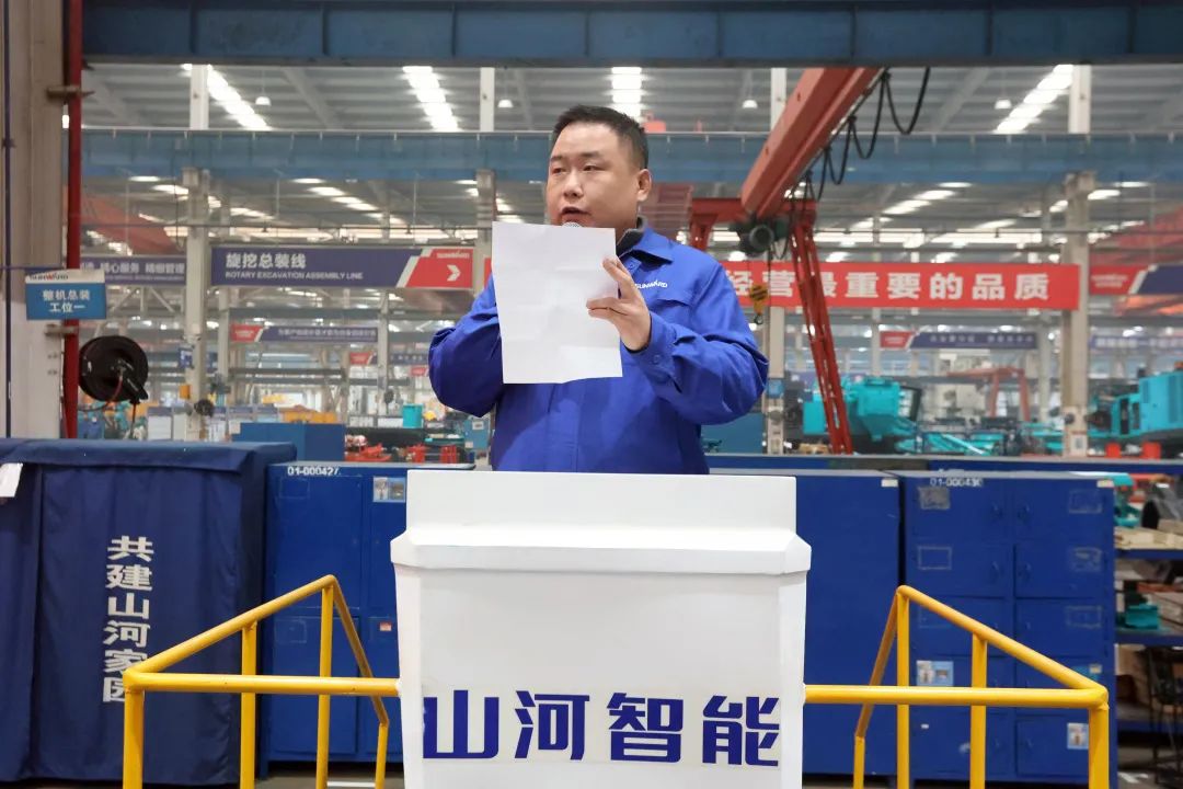 向榜样学习！球友会体育-球友会体育（中国）官方在线
智能56名职工受到职工职业技能竞赛表彰
