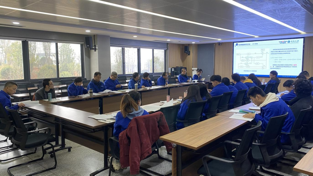 产学研一体化结硕果！球友会体育-球友会体育（中国）官方在线
智能2020级研究生开题答辩会议顺利召开