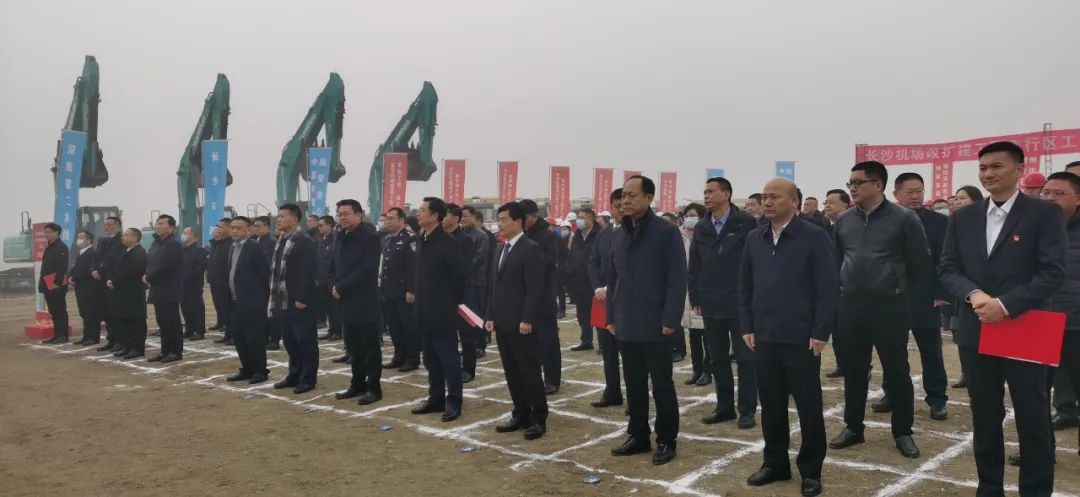 “球友会体育-球友会体育（中国）官方在线
绿”精彩亮相！球友会体育-球友会体育（中国）官方在线
智能装备全面助力长沙机场改扩建项目