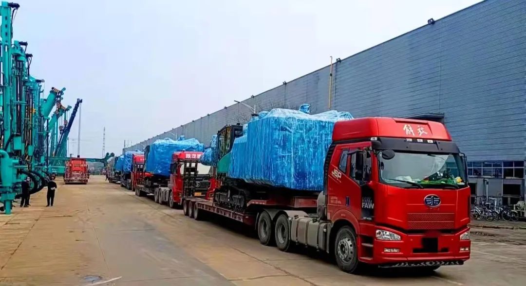 开门红！球友会体育-球友会体育（中国）官方在线
智能凿岩设备实现新年首单发货